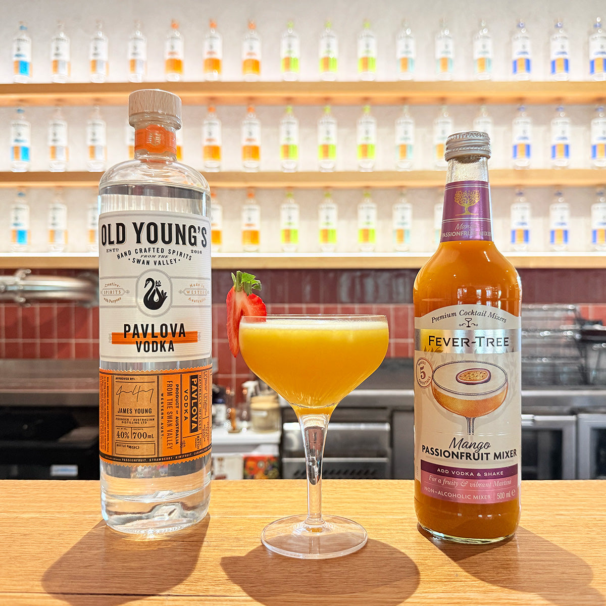Pavlova Vodka x Fever-Tree Bundle